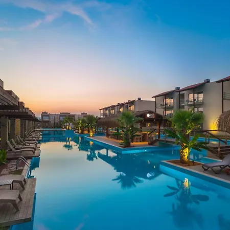 Concorde Luxury & Casino Hotel Vokolidha