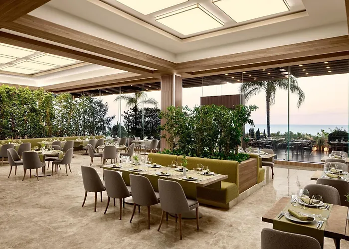 Otel Concorde Luxury & Casino 5*