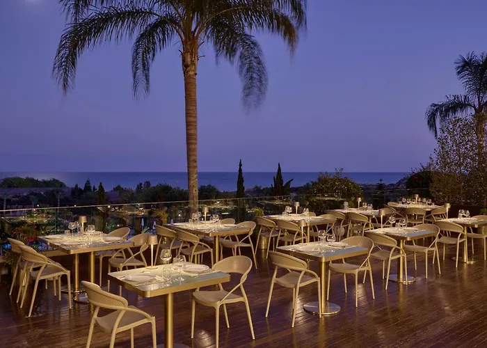 Concorde Luxury & Casino Otel Vokolidha