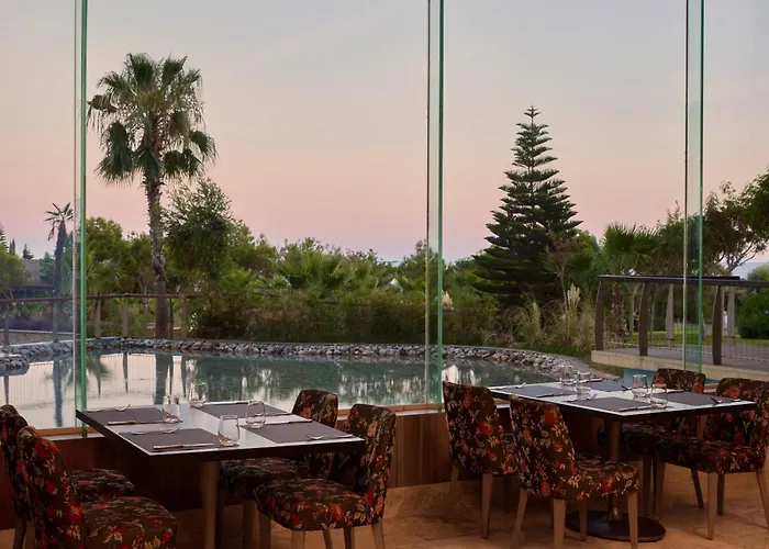 Concorde Luxury & Casino 5* Vokolidha