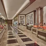 فندق Concorde Luxury & Casino 5*