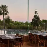 Concorde Luxury & Casino 5* Vokolidha
