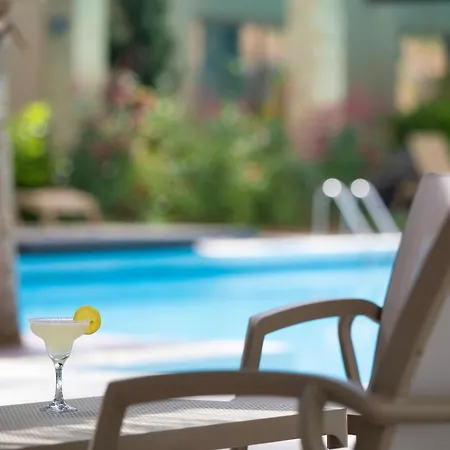 Concorde Luxury & Casino Hotel 5*