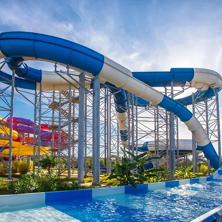 Concorde Luxury & Casino Hotel Vokolidha