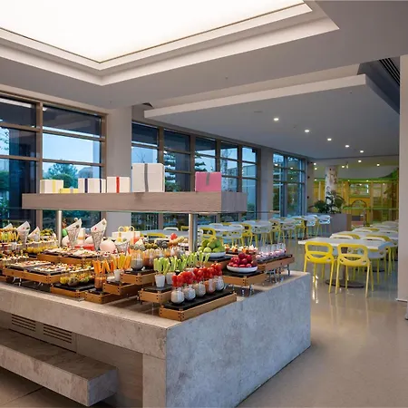 Concorde Luxury & Casino 5*