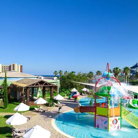 Concorde Luxury & Casino Hotel Vokolidha