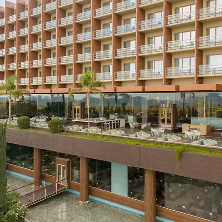 Concorde Luxury & Casino Hotel Vokolidha