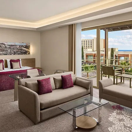 Concorde Luxury & Casino 5* Vokolidha