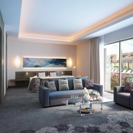 Concorde Luxury & Casino Hotel 5*