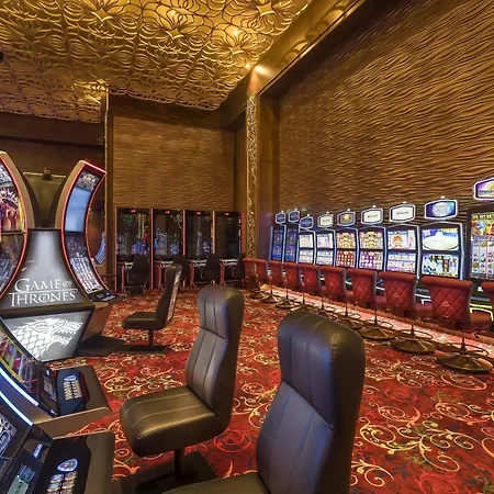 Concorde Luxury & Casino Hotel 5*