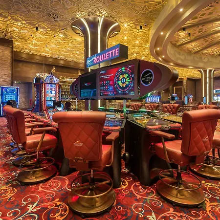Concorde Luxury & Casino Hotel 5*