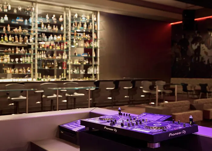 Concorde Luxury & Casino Hotel 5*