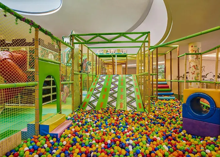 Concorde Luxury & Casino 5*