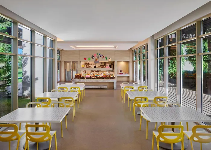 Ξενοδοχείο Concorde Luxury & Casino 5*