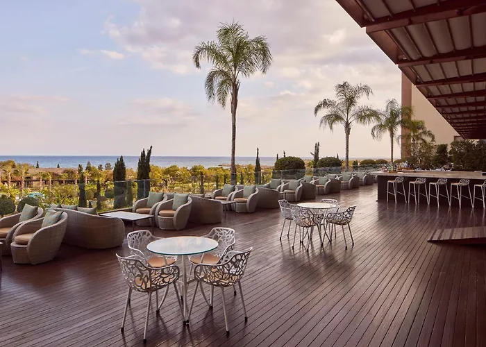 Concorde Luxury & Casino Ξενοδοχείο 5*