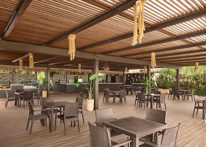 Ξενοδοχείο Concorde Luxury & Casino 5*