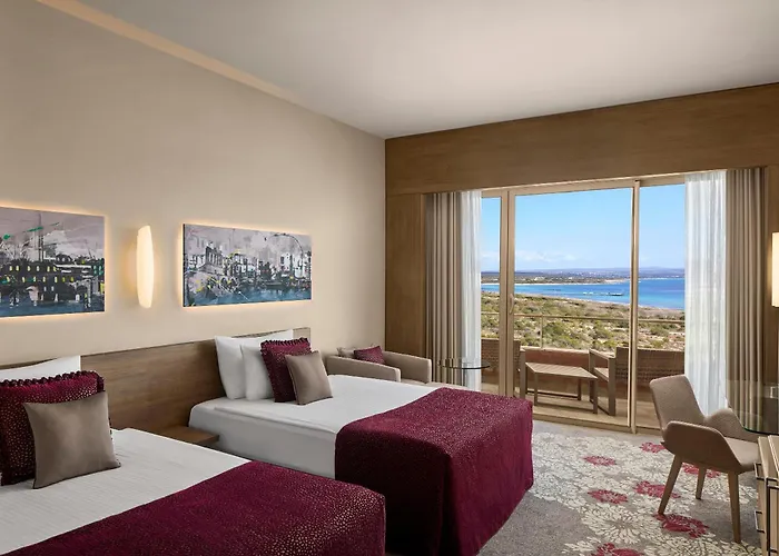 Concorde Luxury & Casino Hotel 5*