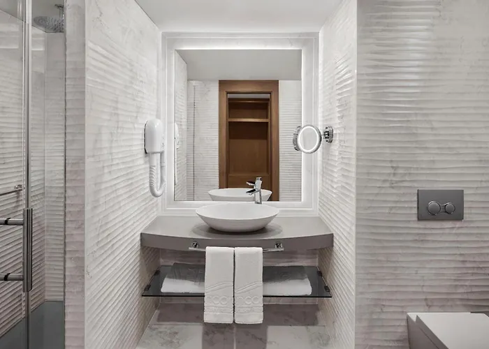 Concorde Luxury & Casino 5*